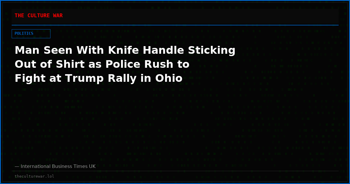 Man Seen With Knife Handle Sticking Out of Shirt as Police Rush to Fight at Trump Rally in Ohio
